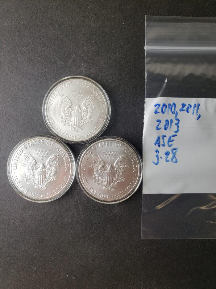 2010, 2011, and 2013 $1 American Silver Eagle Dollars in Capsules - Image 3