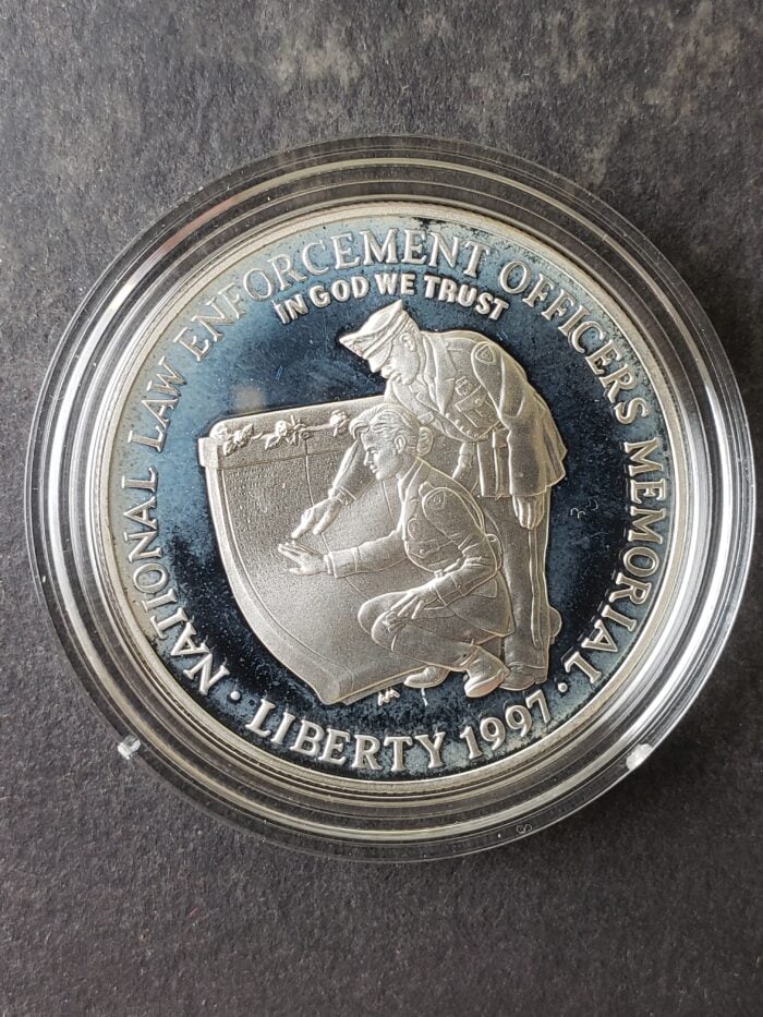 1997 P Proof $1 National Law Enforcement Officers Memorial Silver Dollar - Image 2